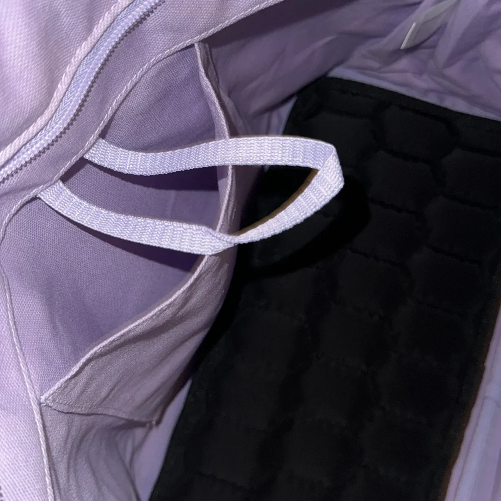 Wild One Lilac pet carrier